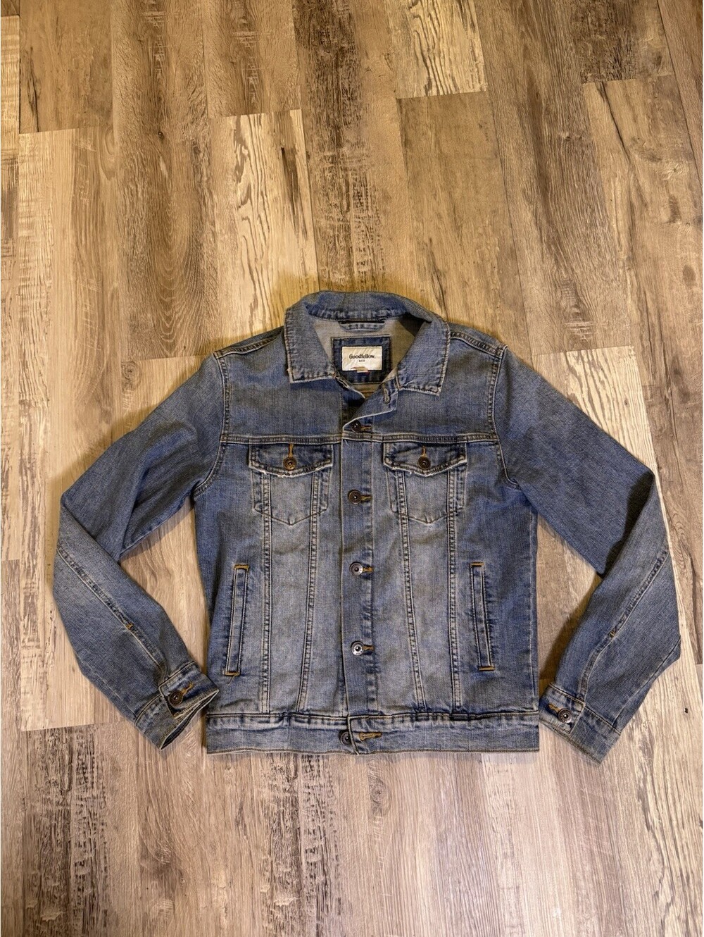 Goodfellow & Co Men’s Small Blue Denim Trucker Jacket Button Front